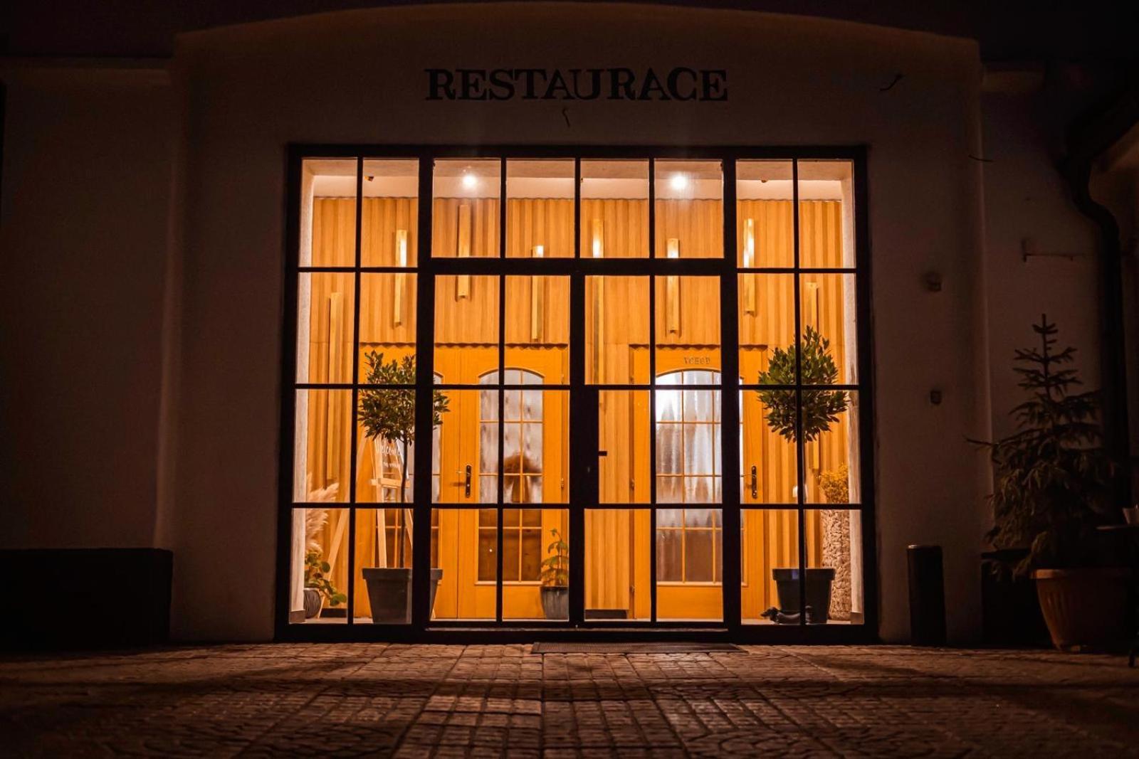 Golden Golem Hotel & Spa Praga Exterior foto