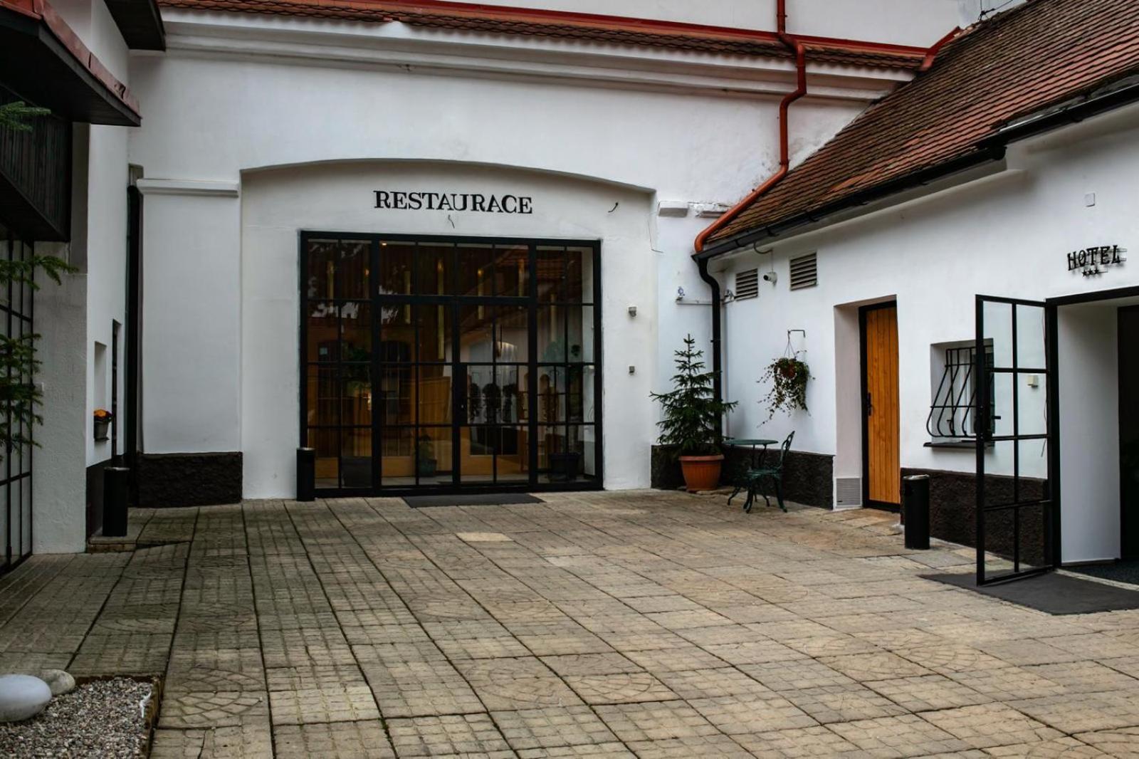 Golden Golem Hotel & Spa Praga Exterior foto